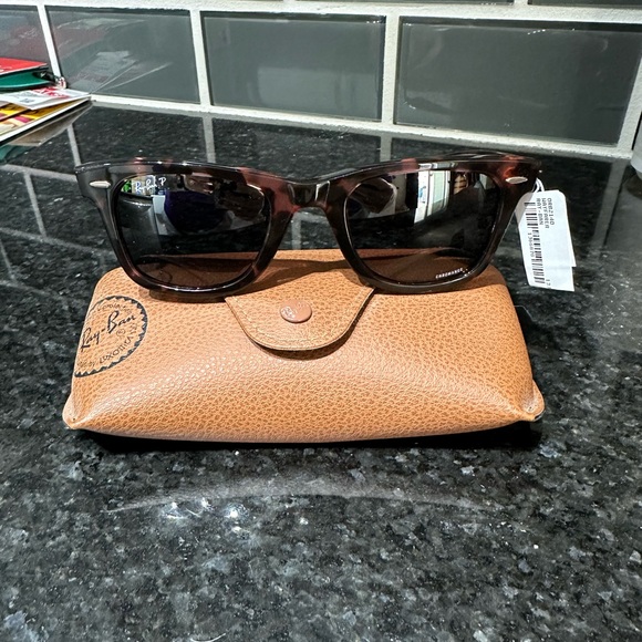 New with tags RayBan wayfare Chromamce - Picture 3 of 4